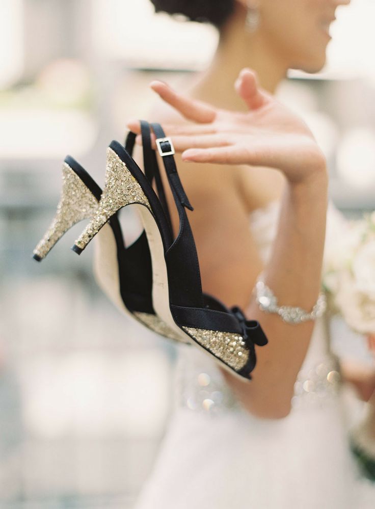 bride-shoes-black